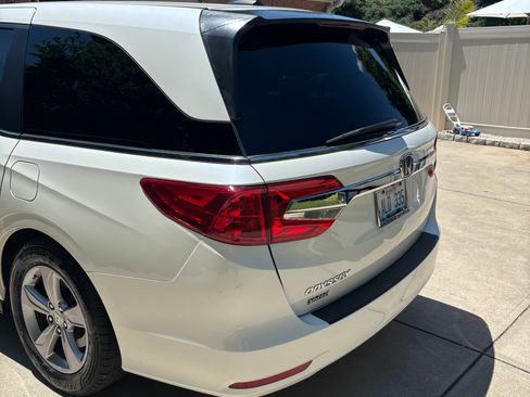 Used 2018 Honda Odyssey EX-L image 10