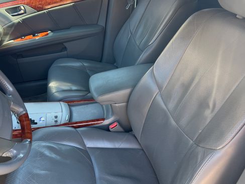 Used 2006 Toyota Avalon Limited image 8