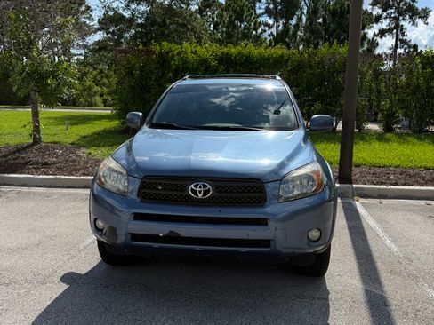 Used 2007 Toyota RAV4 Sport AWD/4WD image 2