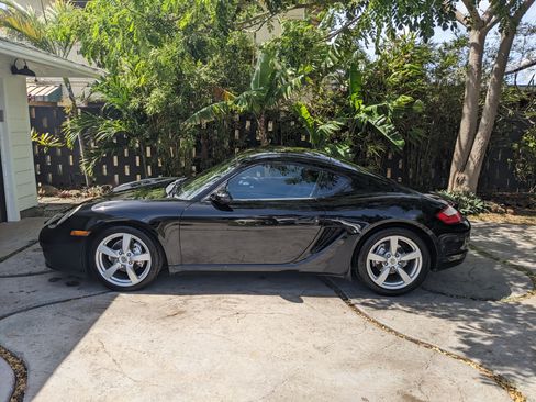 Used 2008 Porsche Cayman image 2