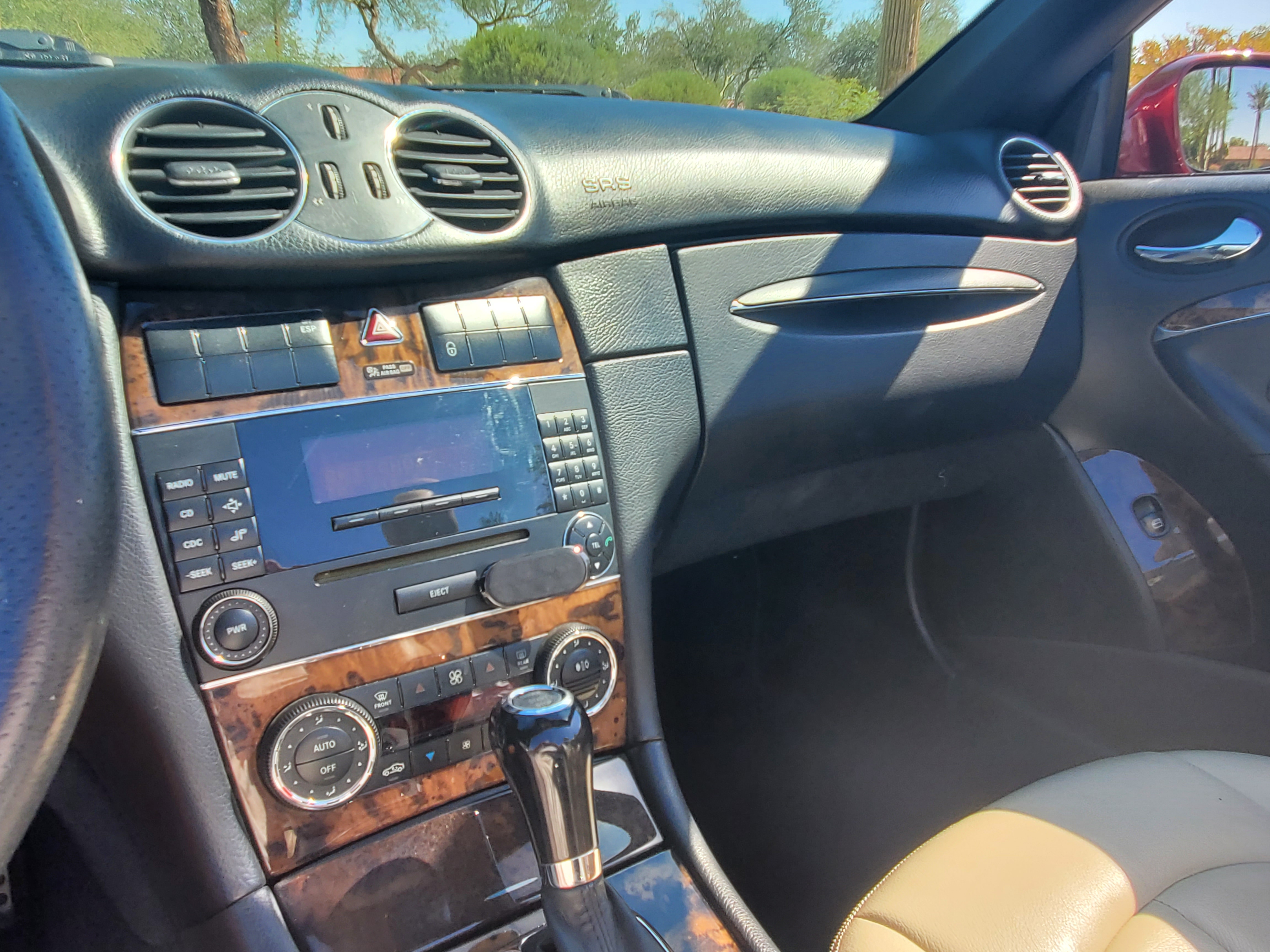 Used 2007 Mercedes-Benz CLK 550 Cabriolet image 14