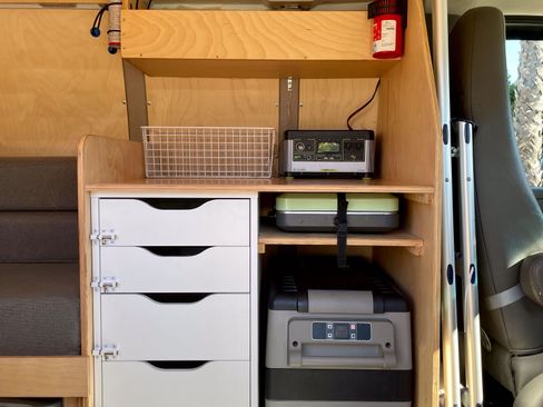 Used 2011 Chevrolet Express 1500 AWD w/ Cold Climate Package image 5