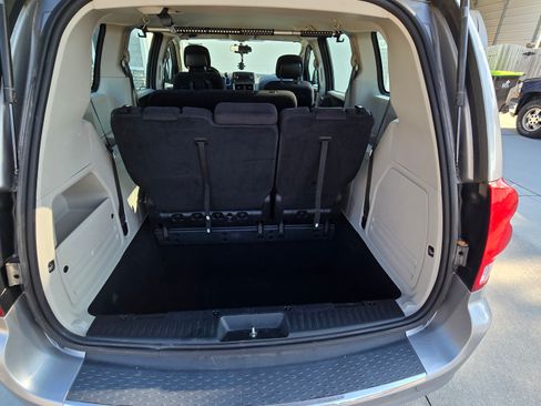 Used 2014 Dodge Grand Caravan American Value Package image 6