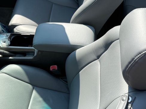 Used 2006 Toyota Solara SLE image 5