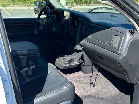 Used 2003 Dodge Ram 2500 Truck 2WD Quad Cab image 10