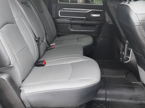 Used 2020 RAM 2500 Big Horn w/ Level 2 Equipment Group image 12