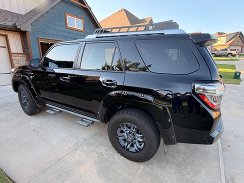 Used 2016 Toyota 4Runner Trail Premium AWD/4WD image 6