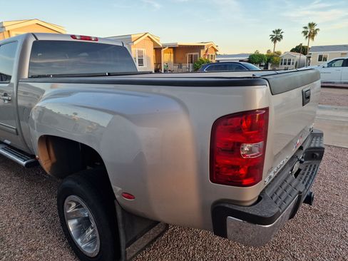 Used 2008 GMC Sierra 3500 SLT image 5