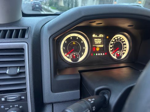 Used 2014 RAM 1500 Express image 12