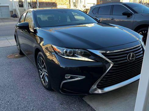 Used 2017 Lexus ES 350 image 1