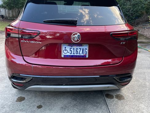 Used 2021 Buick Envision Essence w/ Sport Touring Package FWD image 4