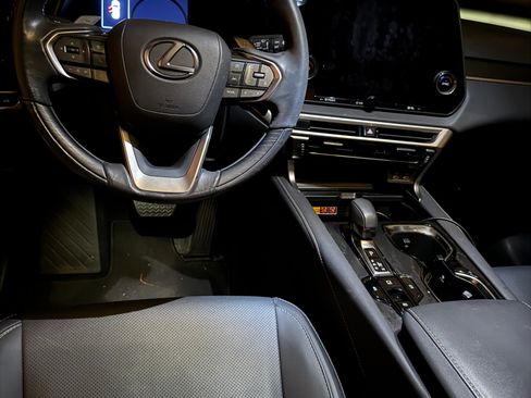 Used 2023 Lexus RX 350 FWD image 11