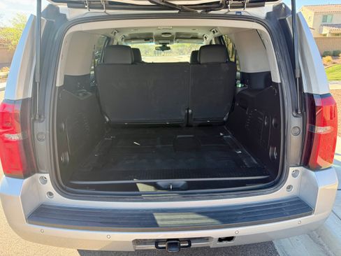 Used 2020 Chevrolet Tahoe 2WD w/ Remote Keyless Entry Package image 13