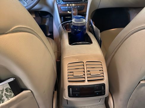 Used 2005 Mercedes-Benz E 500 Sedan image 9