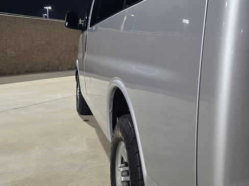 Used 2017 Chevrolet Express 2500 LS image 11