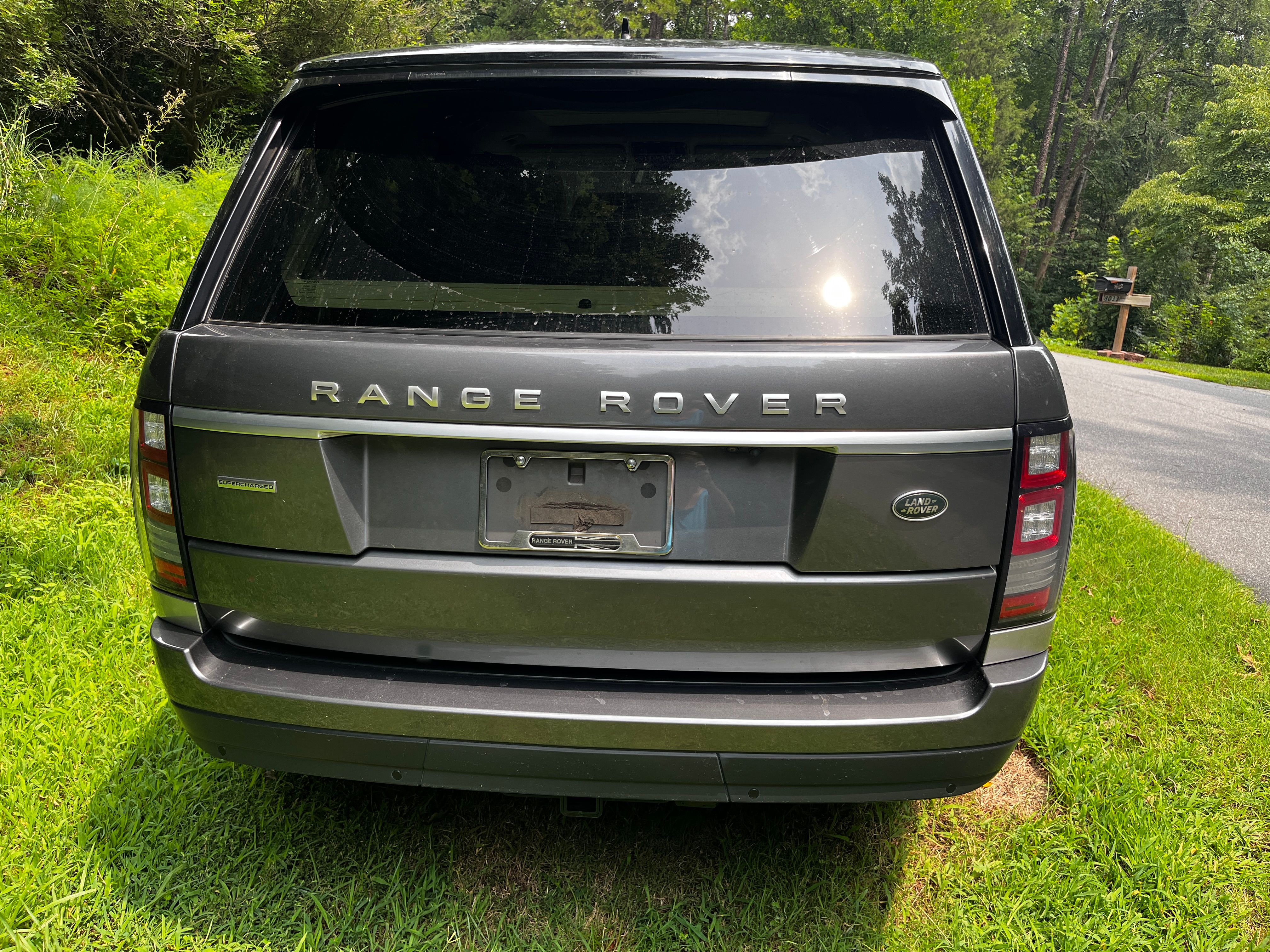 Used 2016 Land Rover Range Rover Supercharged AWD/4WD image 14