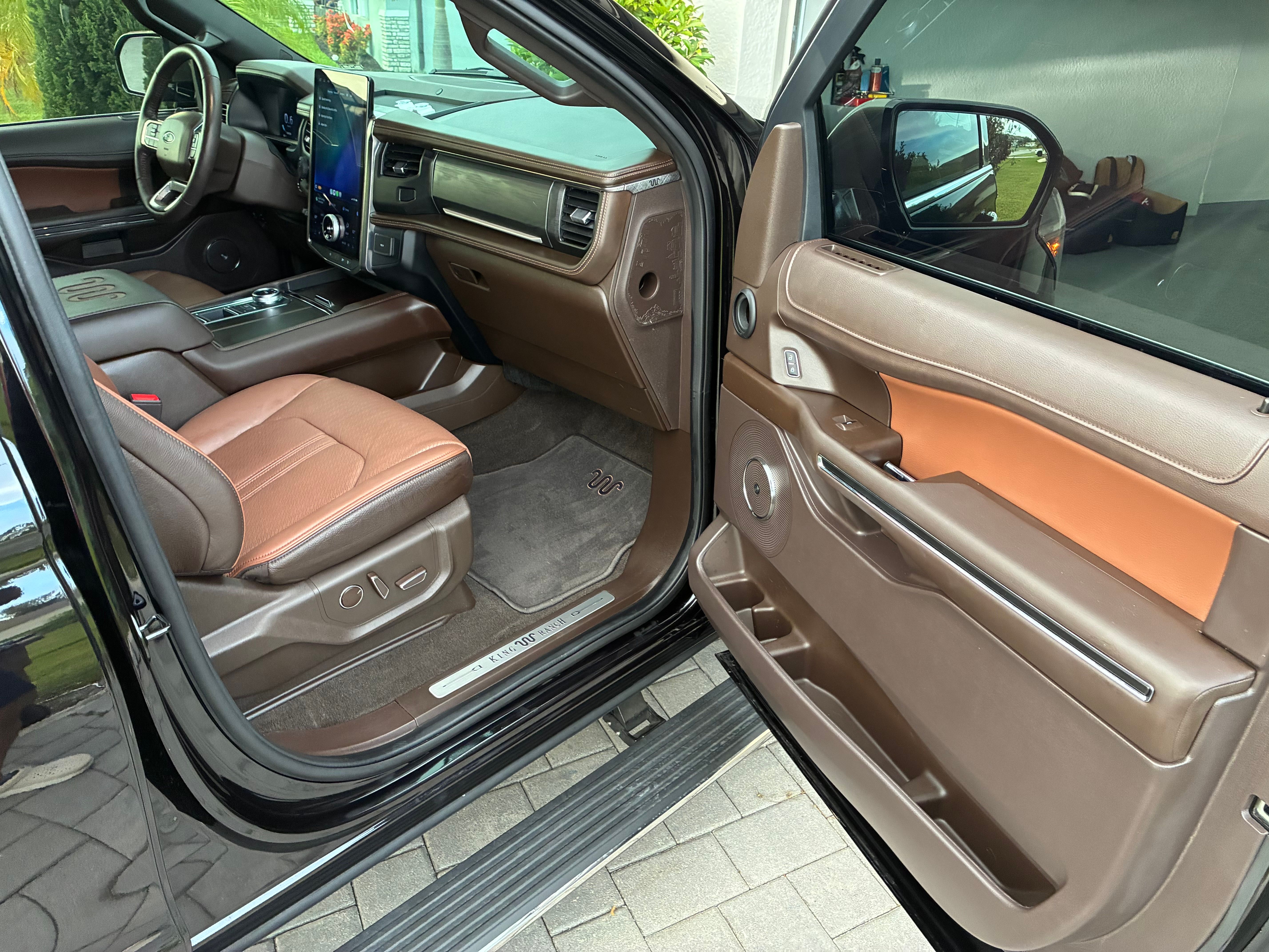 Used 2024 Ford Expedition King Ranch RWD image 19