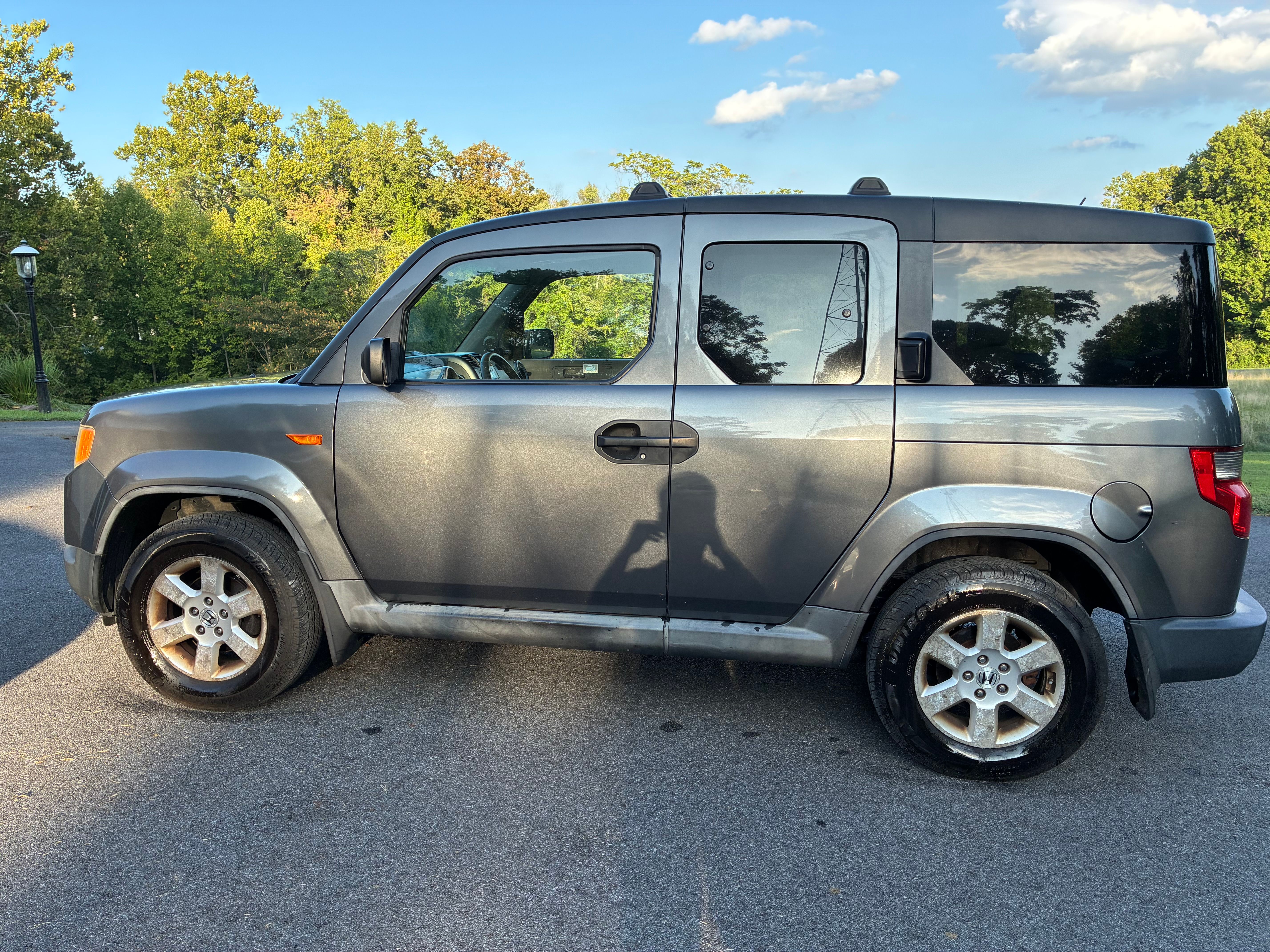 Used 2010 Honda Element EX image 2