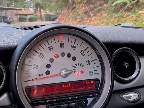 Used 2012 MINI Cooper Hardtop image 5