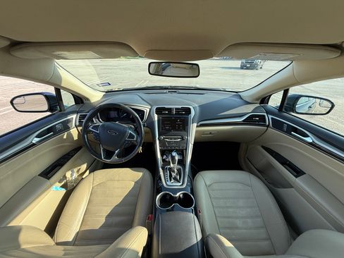 Used 2015 Ford Fusion Energi SE FWD image 10