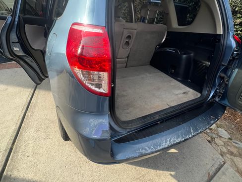 Used 2008 Toyota RAV4 4WD image 9