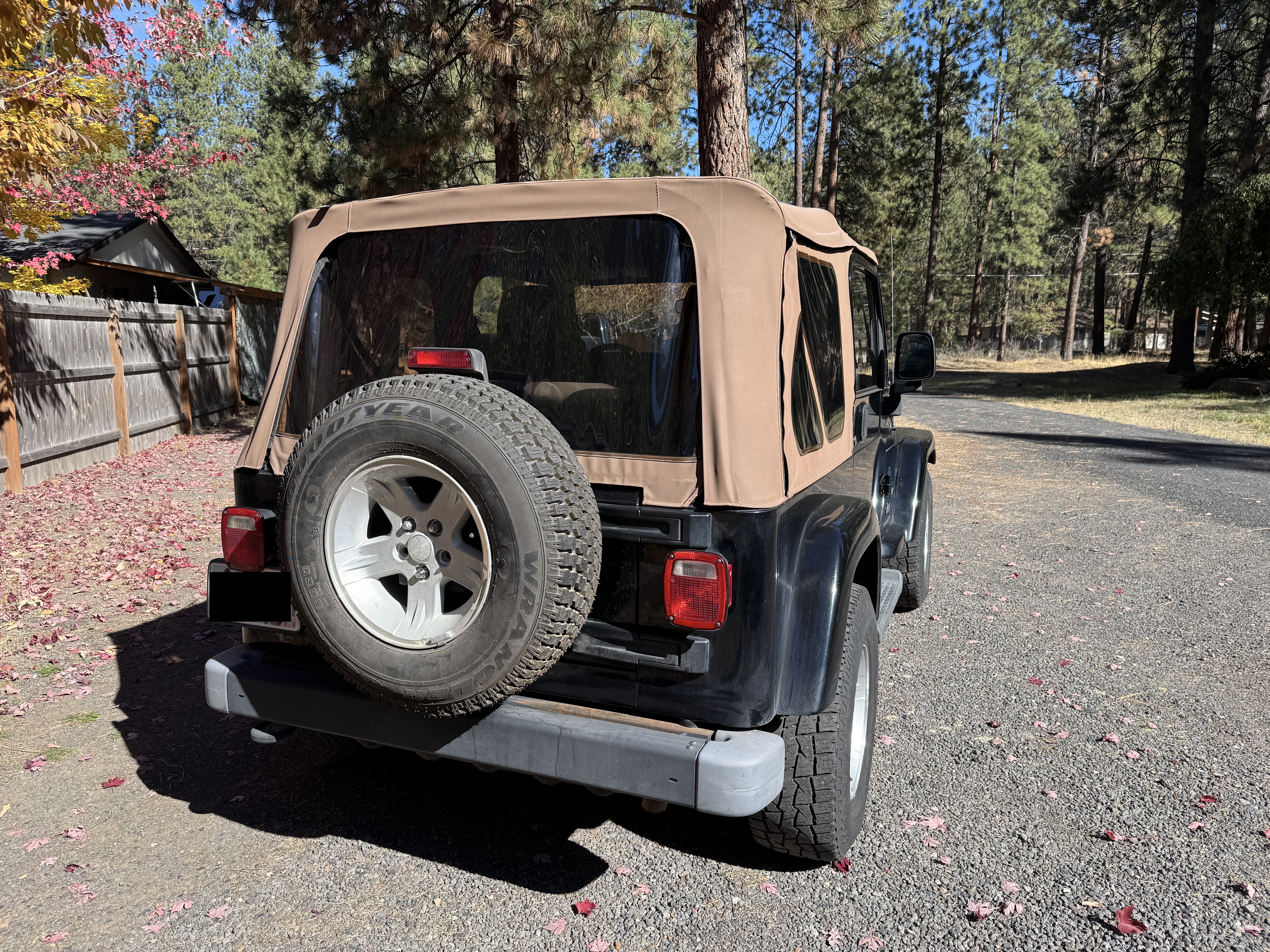 Used 2005 Jeep Wrangler X w/ Rocky Mountain Edition Group AWD/4WD image 9