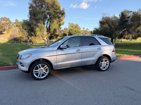 Used 2015 Mercedes-Benz ML 350 4MATIC image 6