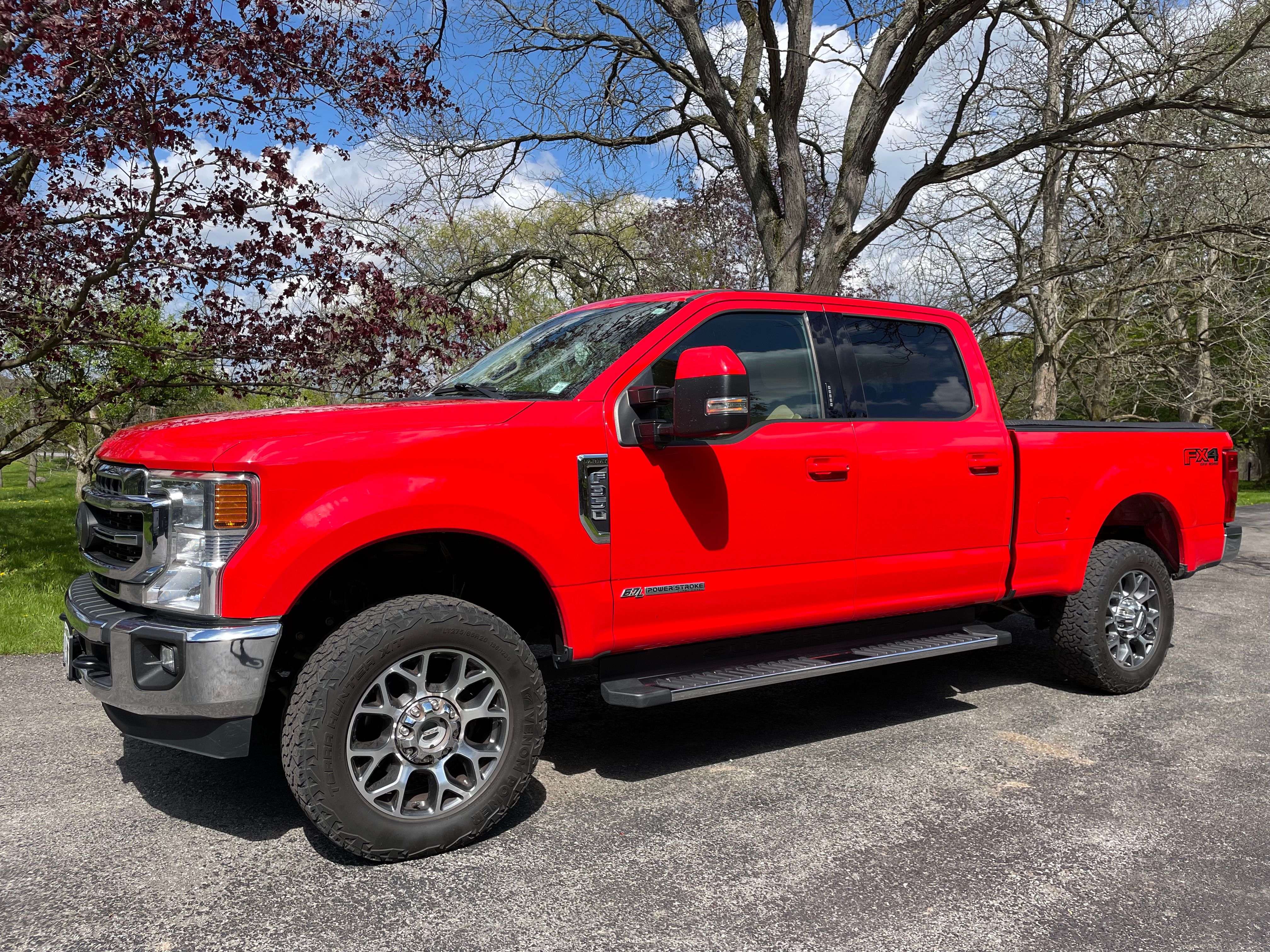 Used 2020 Ford F350 Lariat w/ Lariat Value Package AWD/4WD image 1