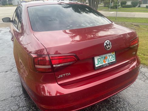 Used 2017 Volkswagen Jetta S image 8