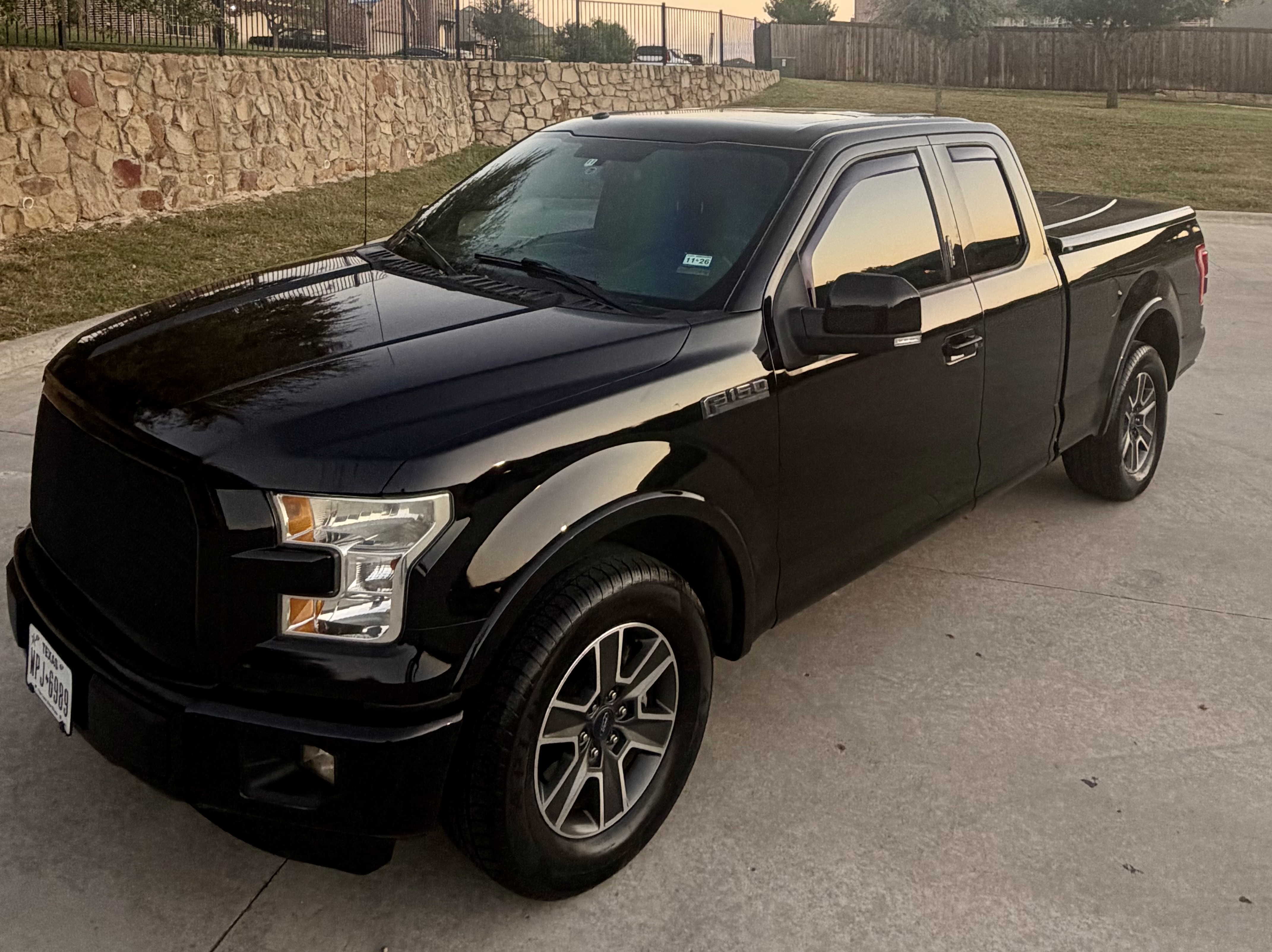 Used 2016 Ford F150 Lariat RWD image 20