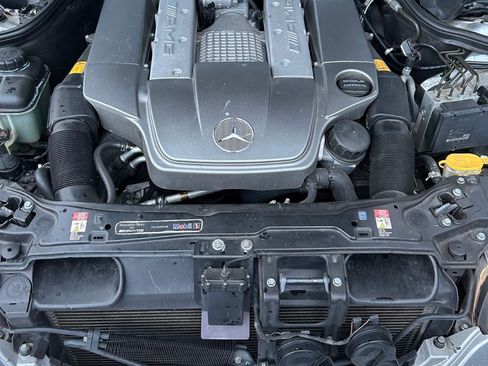 Used 2002 Mercedes-Benz C 32 AMG image 2
