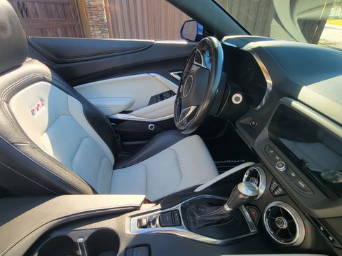 Used 2019 Chevrolet Camaro SS w/ LPO, Ground Effects Package image 15