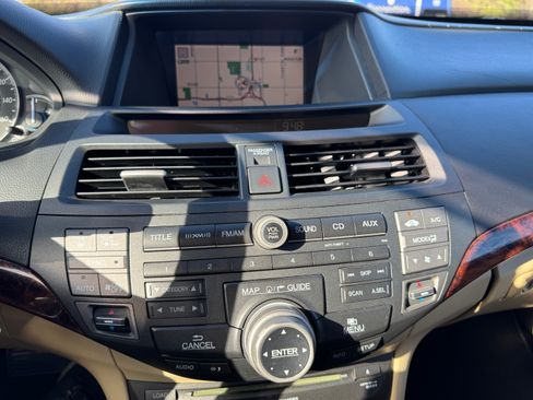 Used 2010 Honda Crosstour EX-L image 14