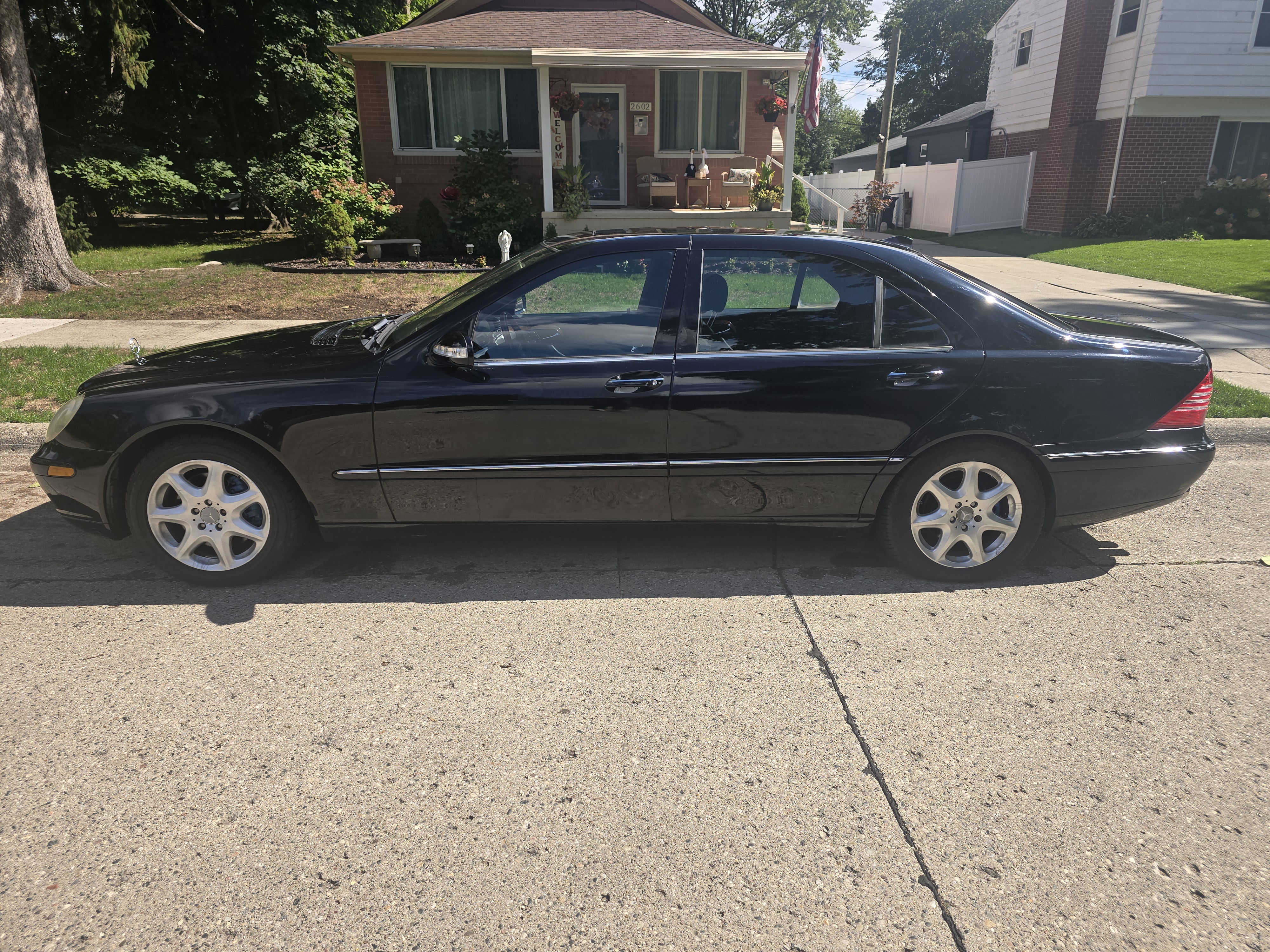 Used 2005 Mercedes-Benz S 500 4MATIC image 6