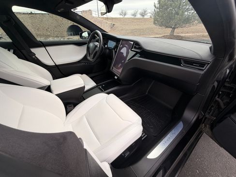 Used 2018 Tesla Model S 100D image 14