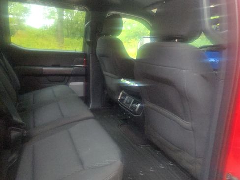 Used 2021 Ford F150 XLT w/ Equipment Group 302A High image 11