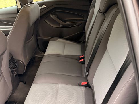 Used 2018 Ford Escape SE w/ Ford Safe & Smart Package image 8