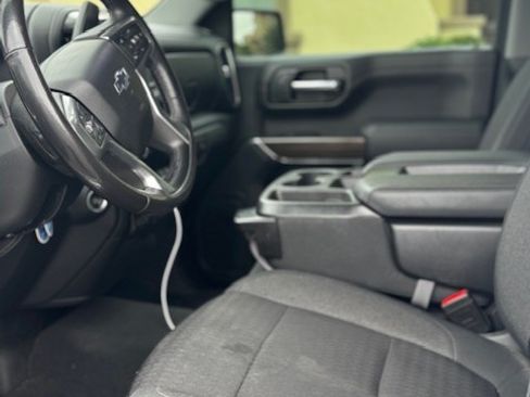 Used 2021 Chevrolet Silverado 1500 RST image 10