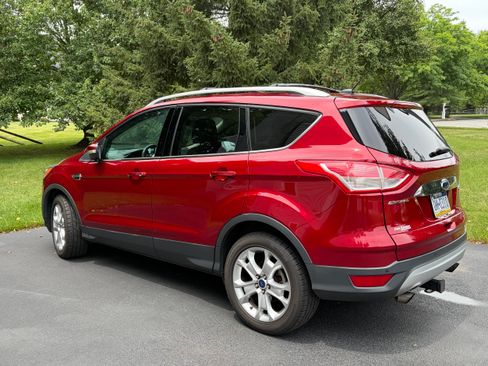 Used 2016 Ford Escape Titanium AWD/4WD image 8