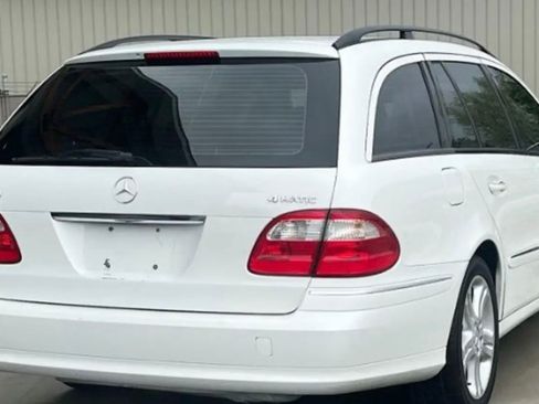 Used 2005 Mercedes-Benz E 500 4MATIC Wagon image 9