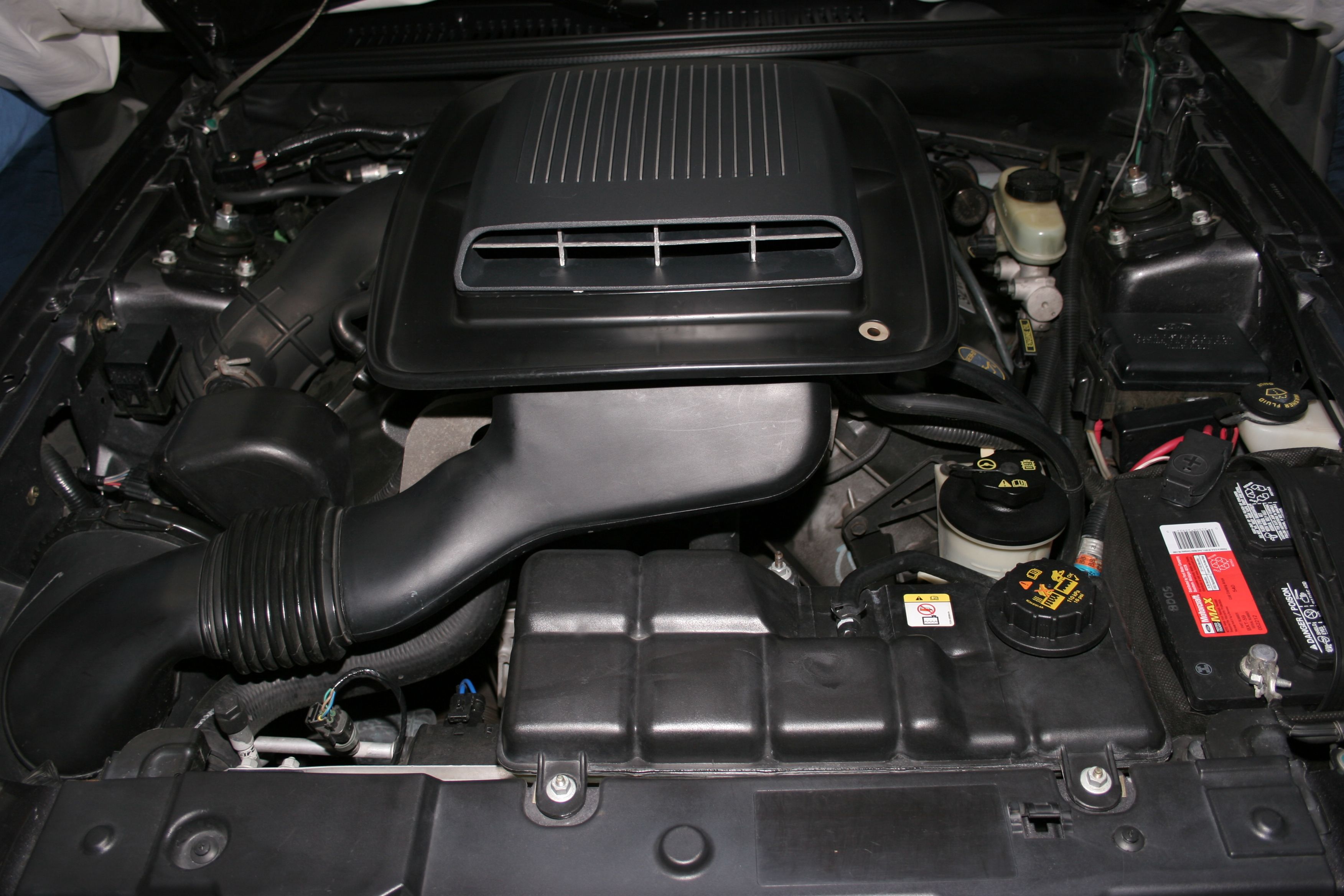 Used 2003 Ford Mustang Mach 1 RWD image 8