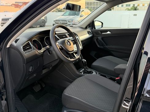 Used 2020 Volkswagen Tiguan S image 13