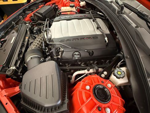 Used 2021 Chevrolet Camaro SS image 14