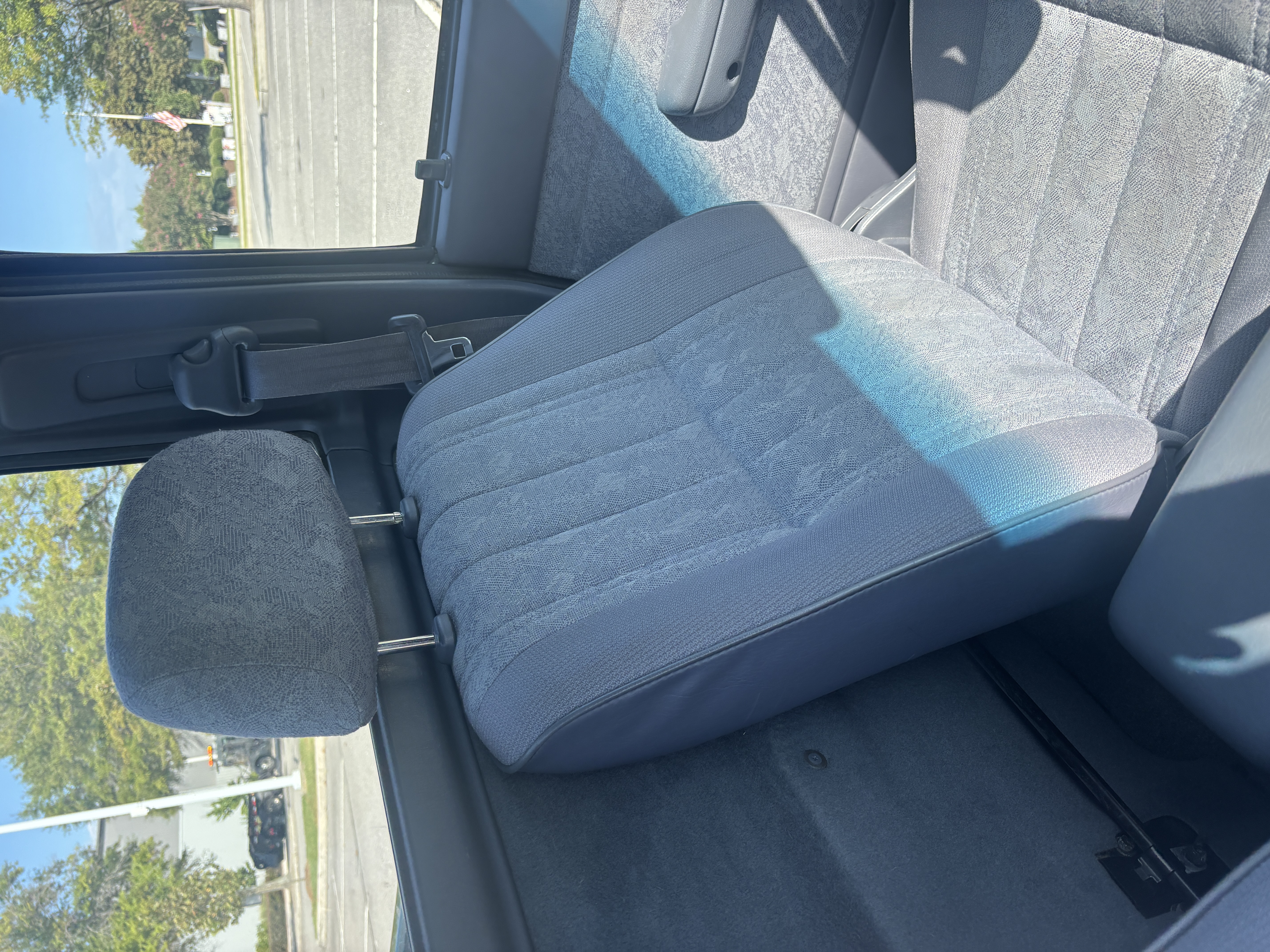 Used 2000 Toyota Tacoma 2WD Regular Cab image 19