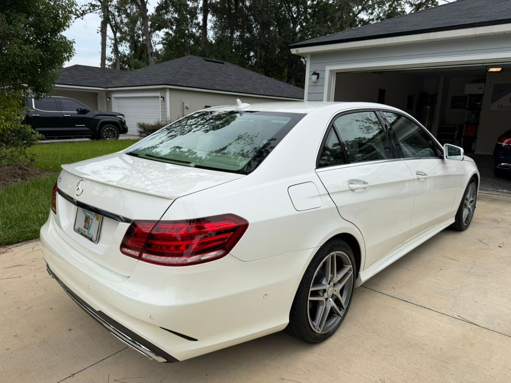 Used 2015 Mercedes-Benz E 400 Sedan image 12