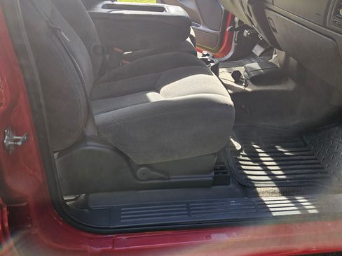 Used 2005 Chevrolet Silverado 1500 LS w/ Light Duty Power Package image 15