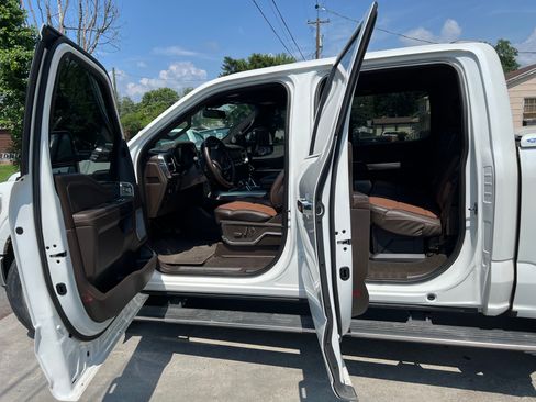 Used 2022 Ford F150 King Ranch w/ Equipment Group 601A High AWD/4WD image 5