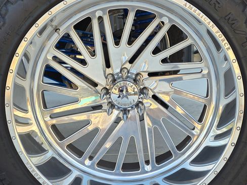 Used 2019 Ford F250 XLT w/ XLT Premium Package image 11