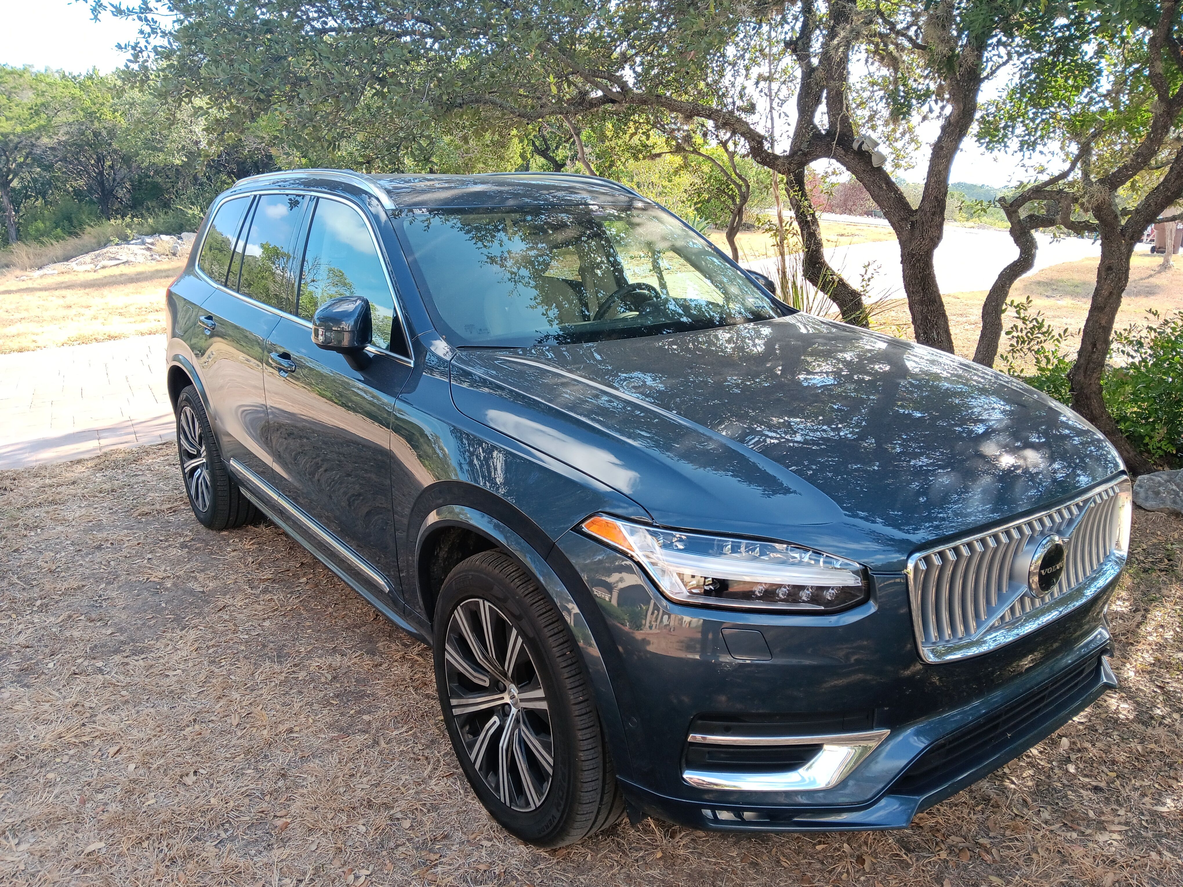 Used 2024 Volvo XC90 B6 Plus w/ Protection Package Premier AWD/4WD image 1