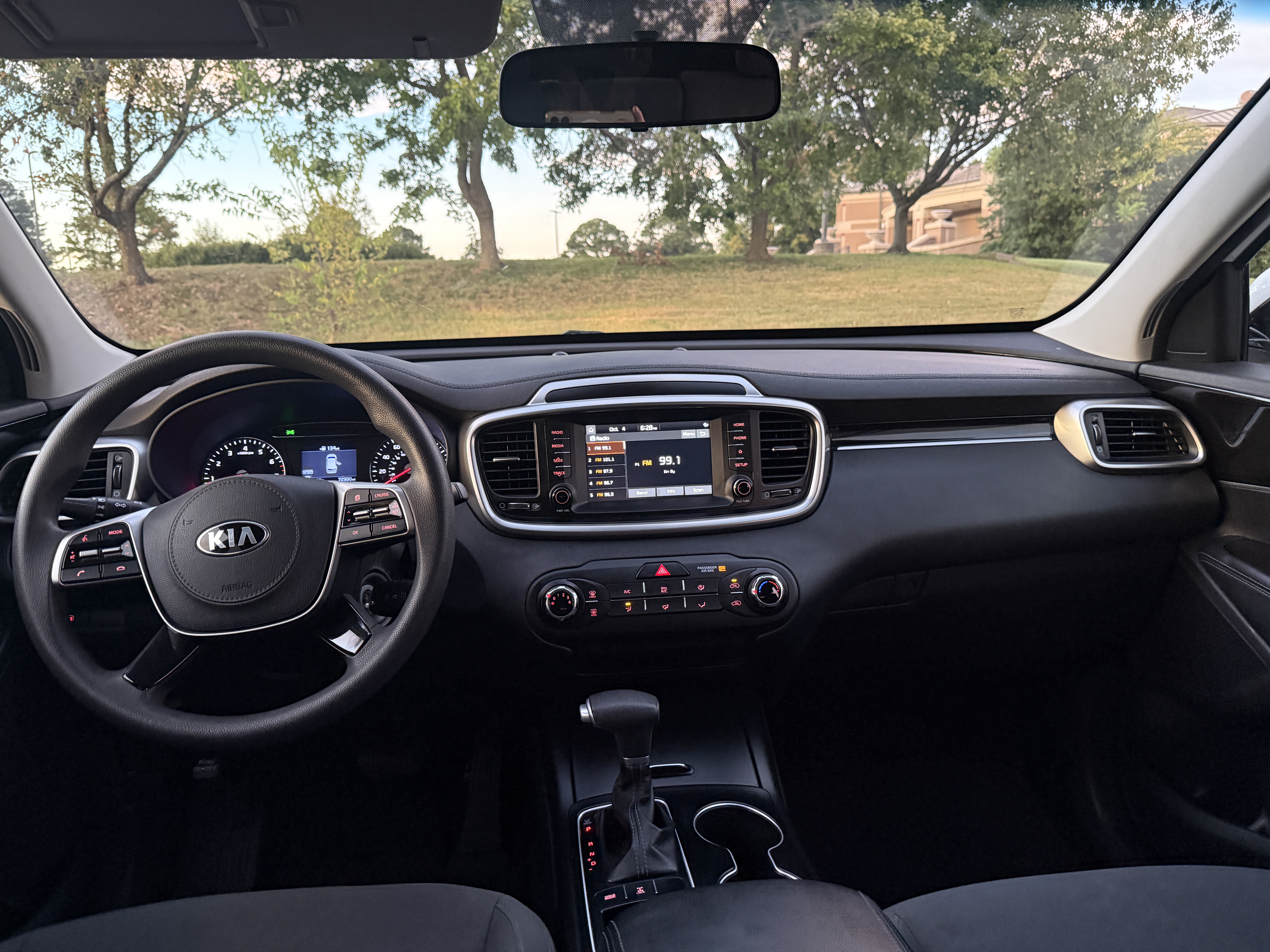 Used 2020 Kia Sorento LX AWD/4WD image 17